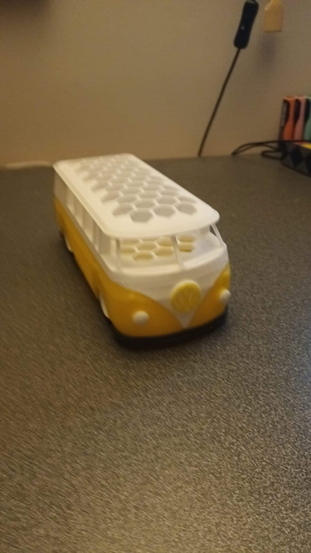 20230121_171415 Bus VW porte crayon