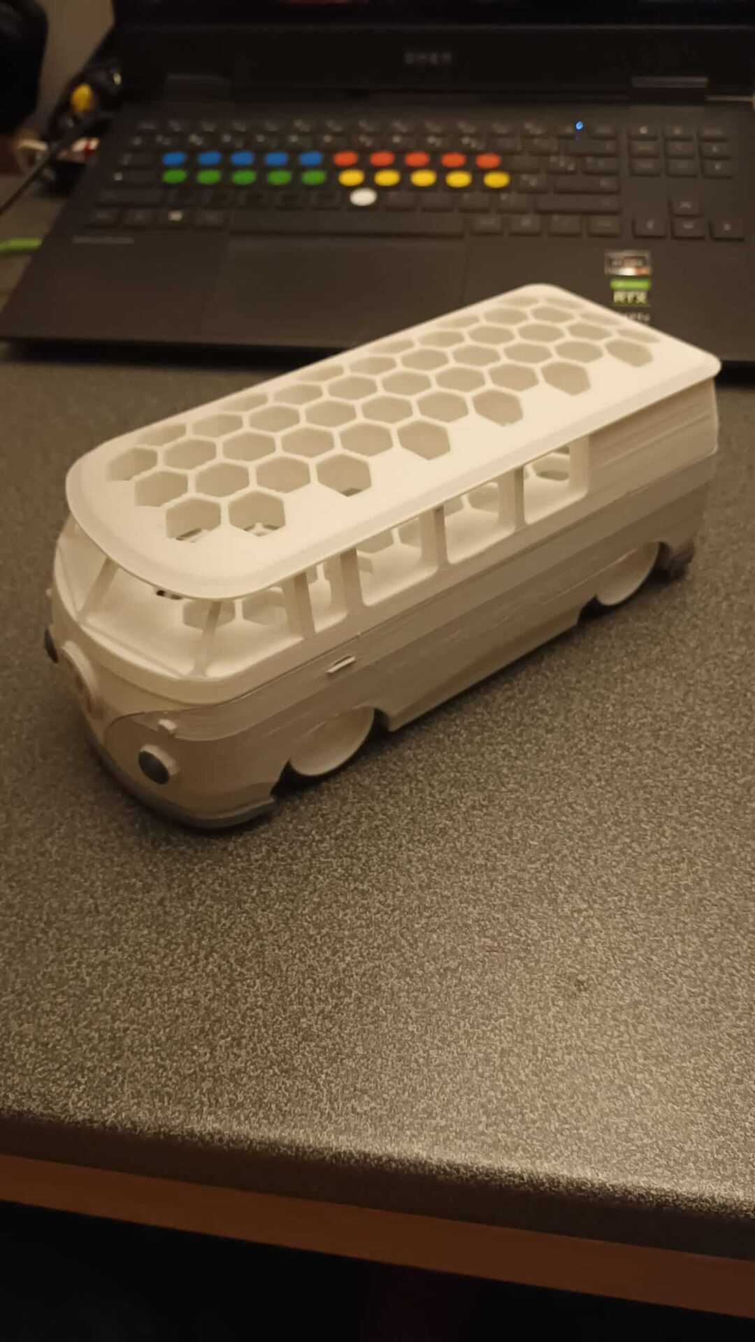 20230127_220341 Bus VW porte crayon