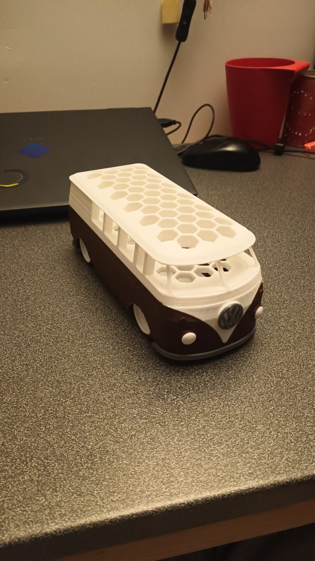 20230130_182814 Bus VW porte crayon