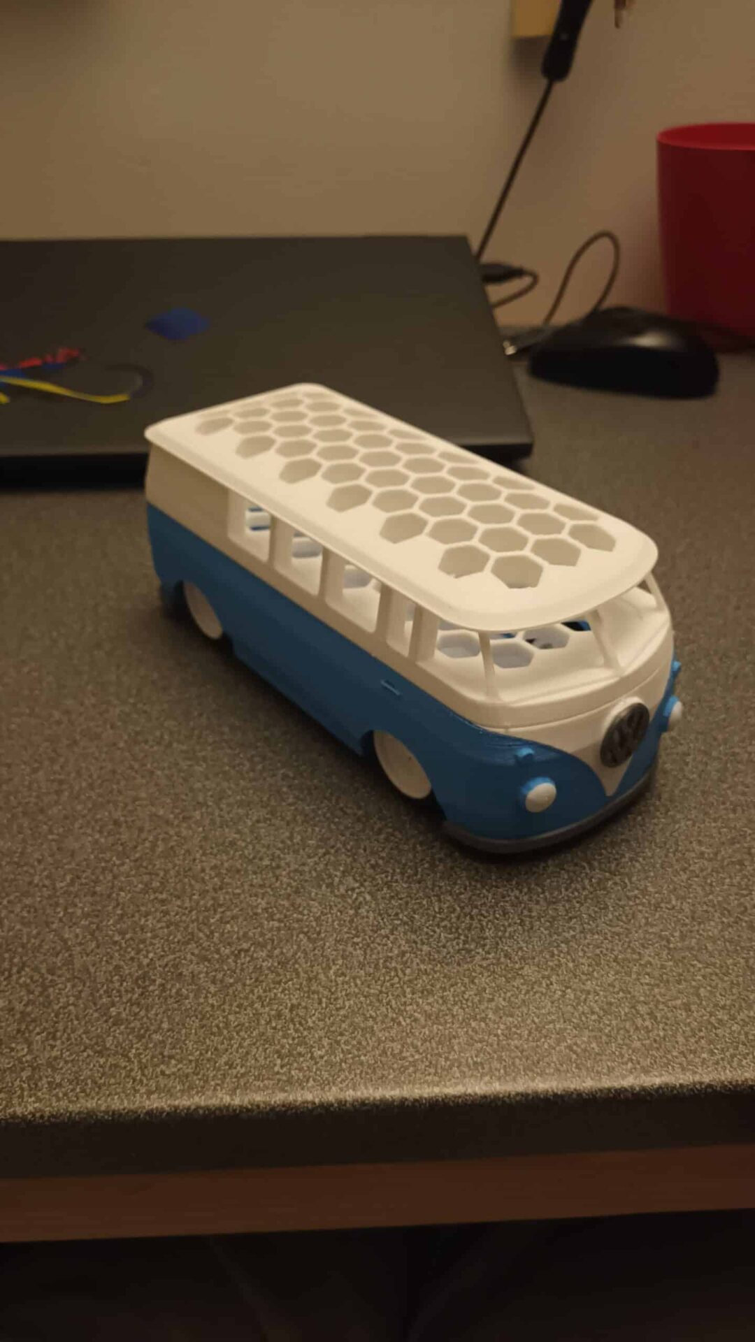 20230130_182923 Bus VW porte crayon