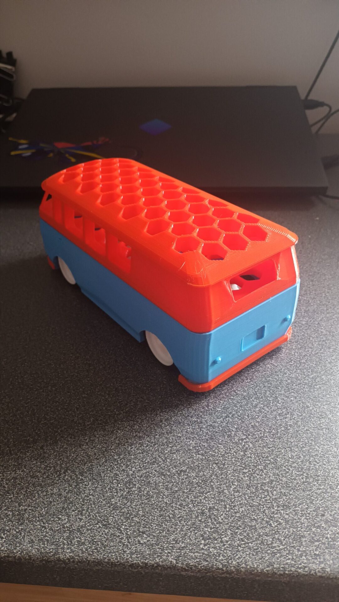 20230202_113047 Bus VW porte crayon