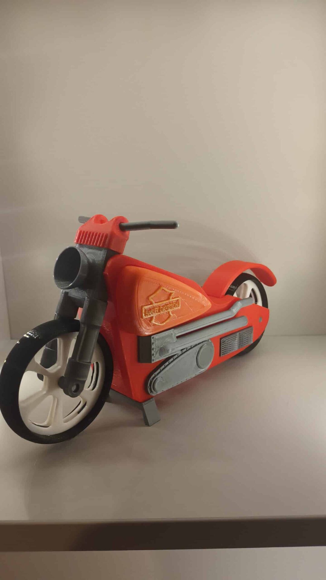 20230324_193406 Harley Davidson porte crayon