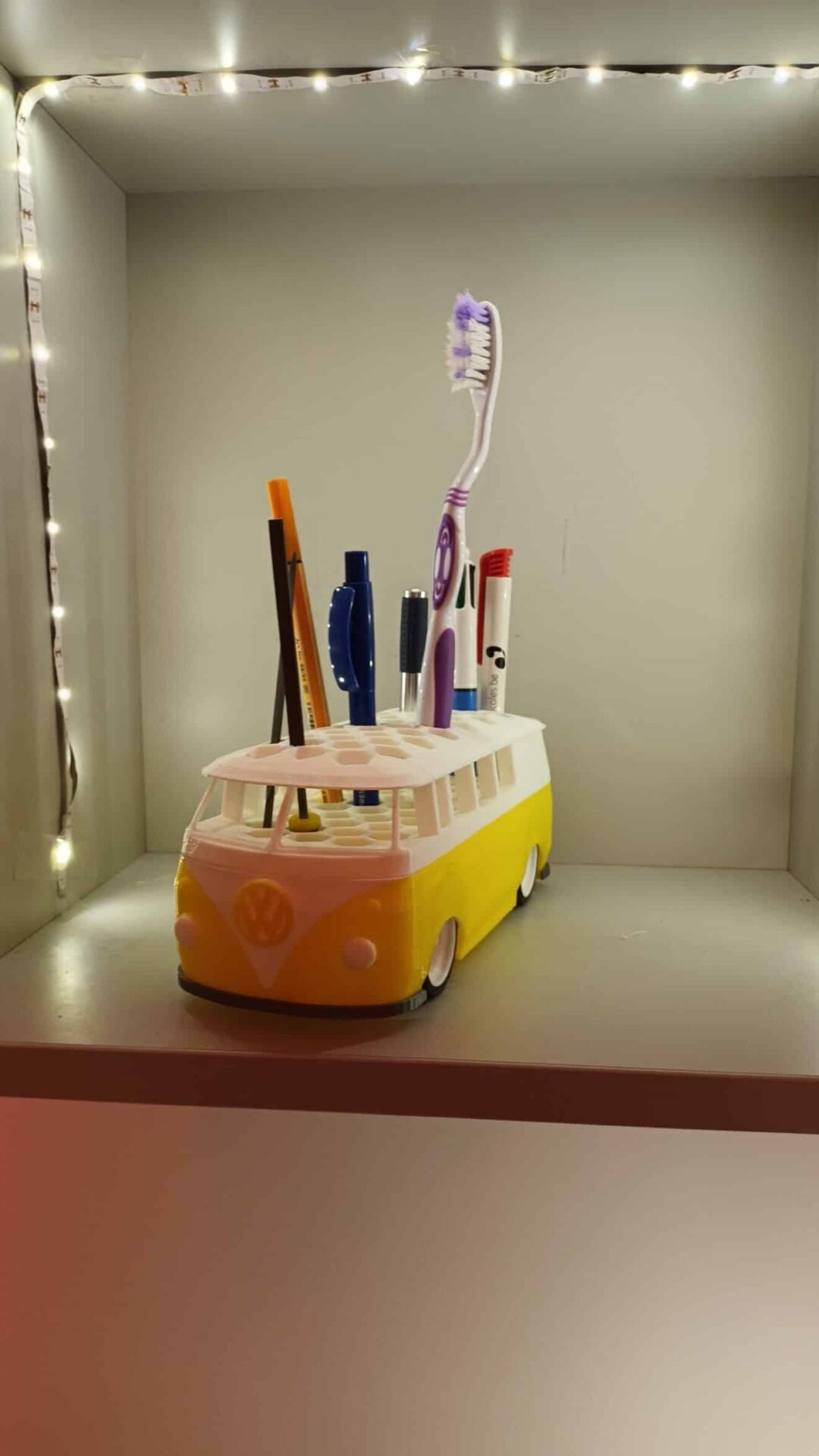 20231112_012224 Bus VW porte crayon