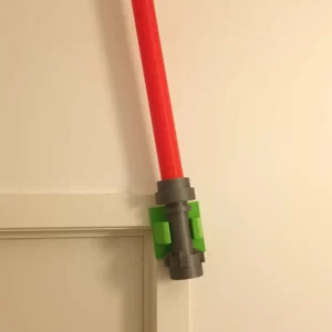 Sabre Laser, rouge Star Wars imprimé en 3D qui s'accroche au mur