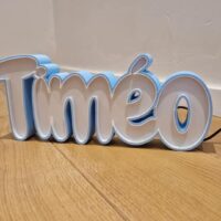 469396870_562646829963417_1628962833471265603_n Prénoms lumineux en 3D