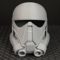 Death Trooper Helmet by Maxtrim3D (2) Casque Death Trooper DIY en impression 3D – kit brut, vue de face