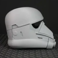 Death Trooper Helmet by Maxtrim3D (3) Casque Death Trooper DIY en impression 3D – kit brut, vue de profil