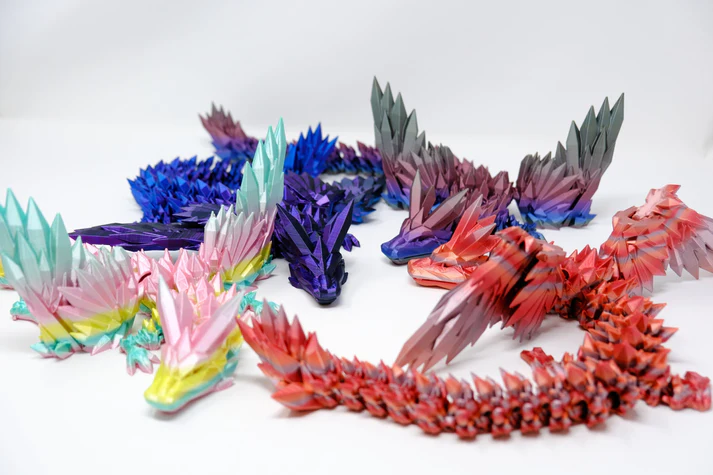 Wigzzy Dragon Scintillant L cat1 Dragon Scintillant imprimé en 3D